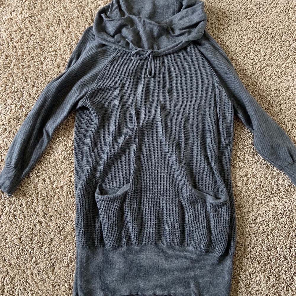 LOFT Ladies sweater